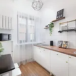 Easy Rent - Old Town, Stare 24h Check-in Апартаменти