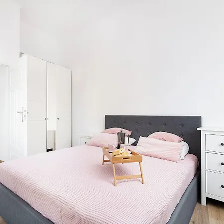 Easy Rent - Old Town, Stare 24h Check-in *
