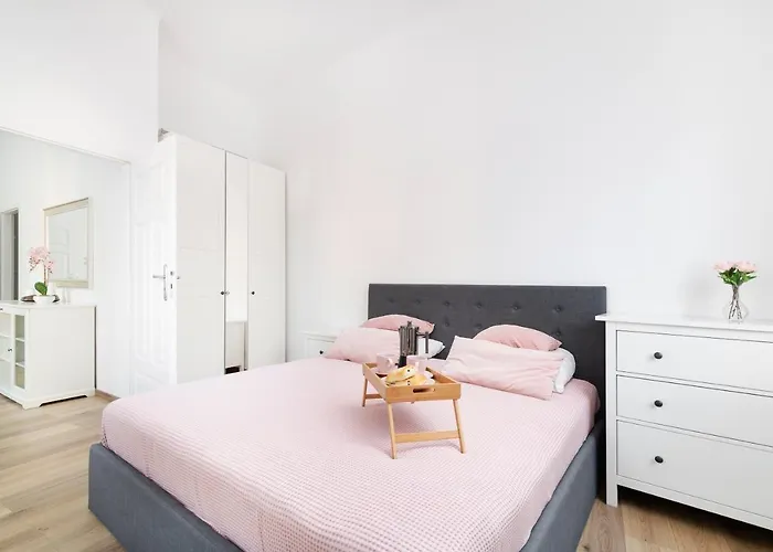 Easy Rent - Old Town, Stare 24h Check-in شقة