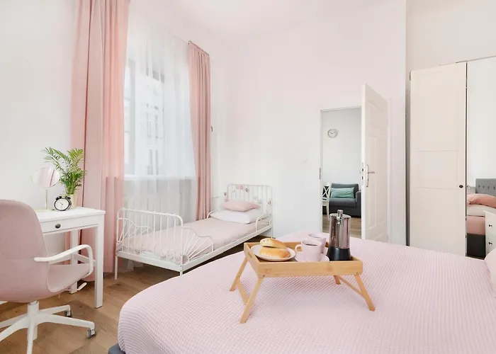 Easy Rent - Old Town, Stare 24h Check-in