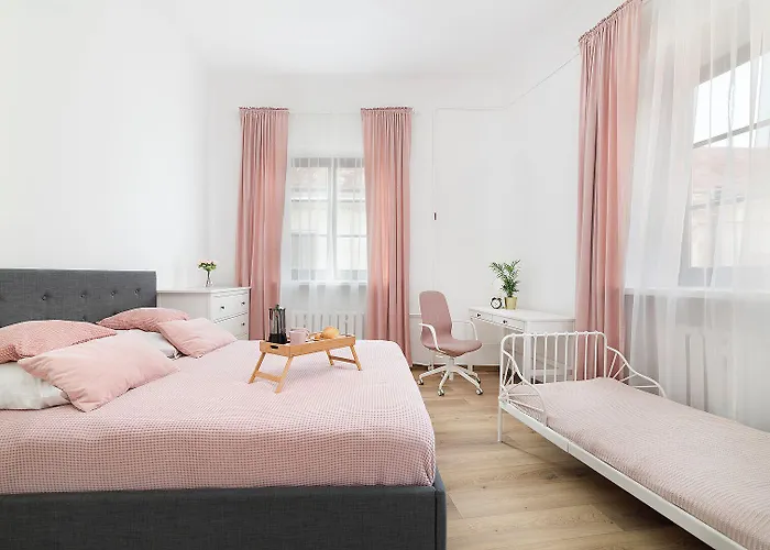 Easy Rent - Old Town, Stare 24h Check-in شقة